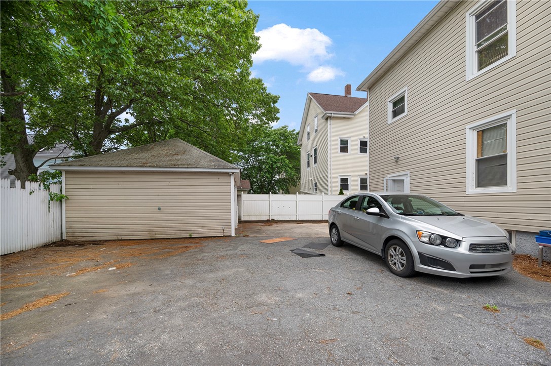 85 Englewood Avenue