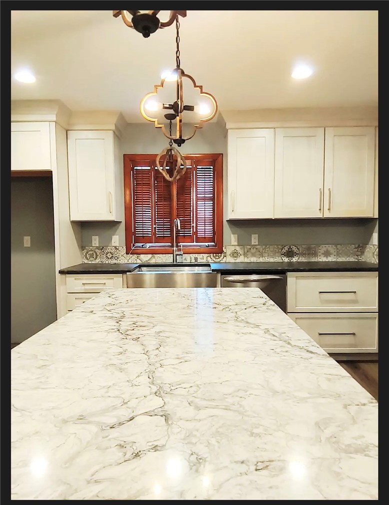 14 Carpenter Street 1