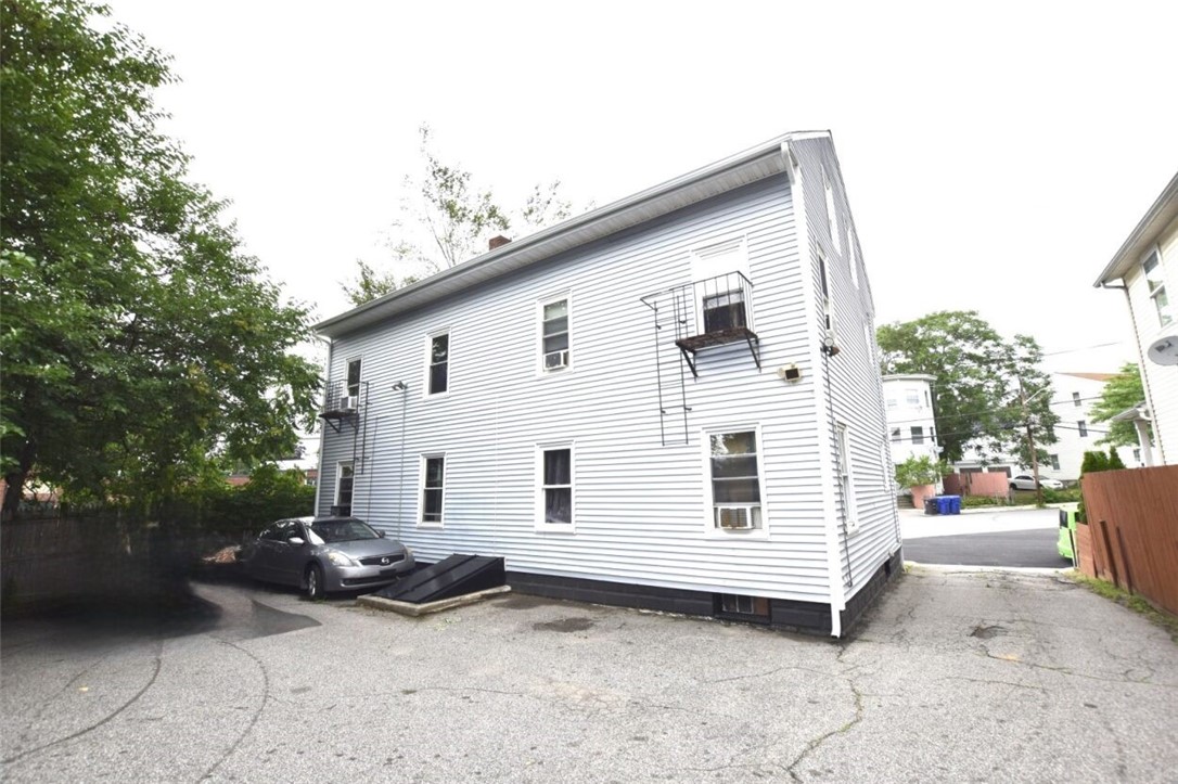 92 Jefferson Street