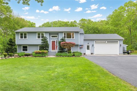 101 Huckleberry Road North Kingstown RI 02852
