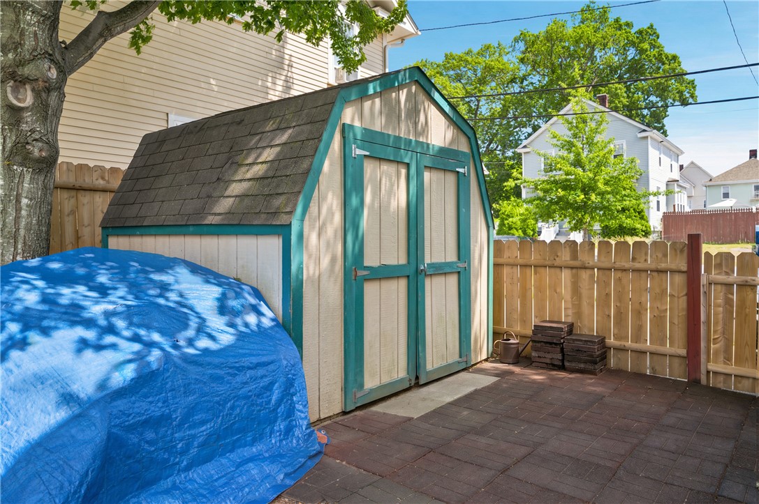 221 Early Street B
