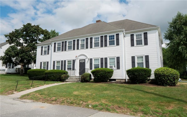 194 N FENNER AVE APT D, MIDDLETOWN, RI 02842 - Image a742e7fd2d65381234044335a43b3090/333919948