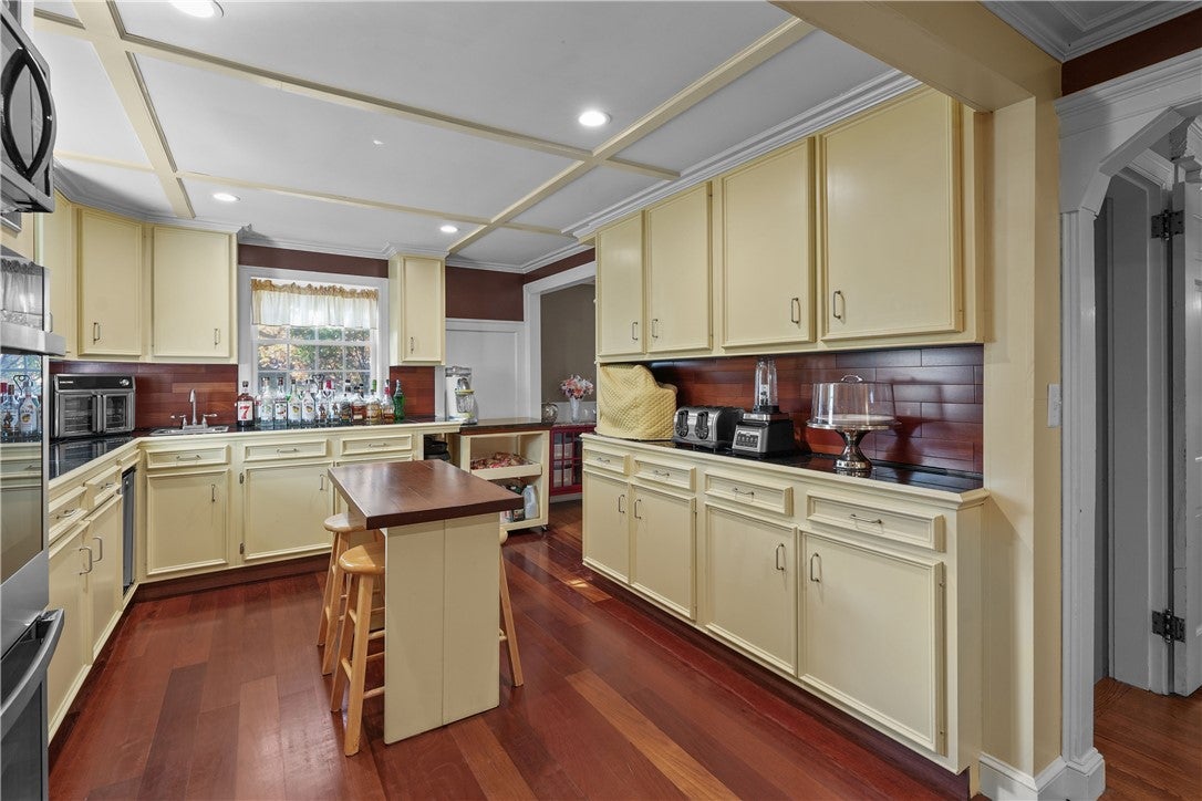 93 South Pierce Road