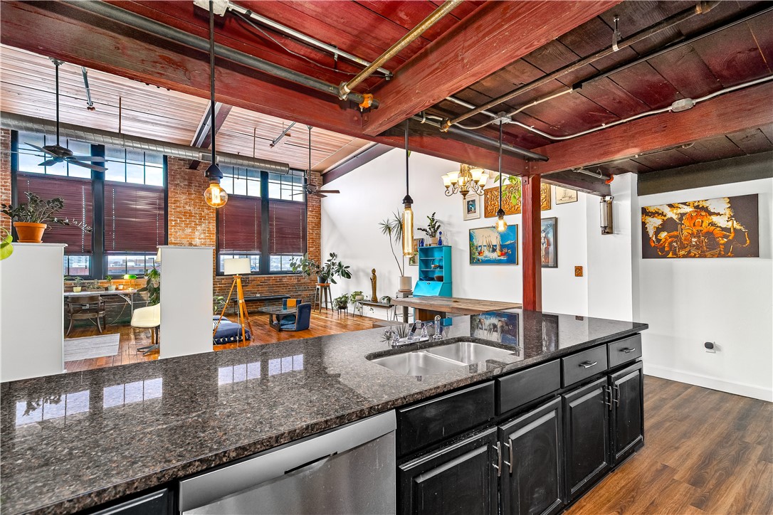 685 Social Street 308