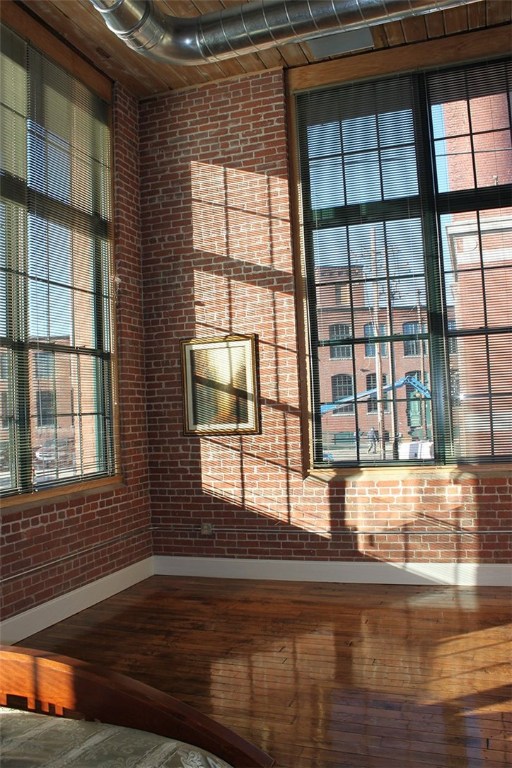 413 CENTRAL Avenue 3-013