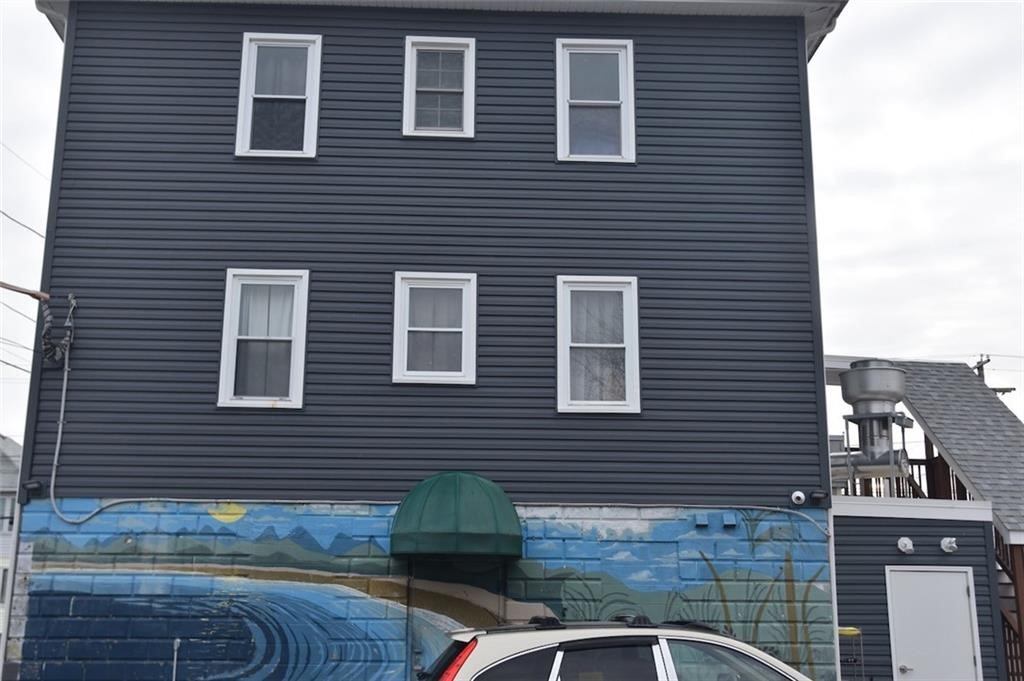 472 Waterman Ave