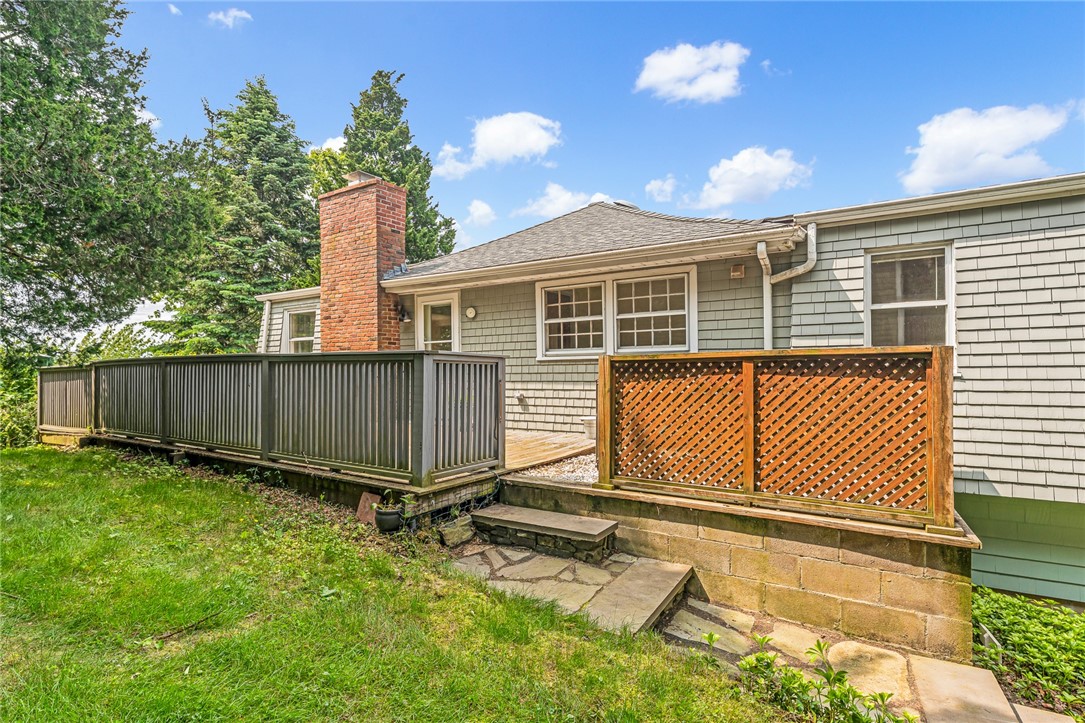 44 Summit Road