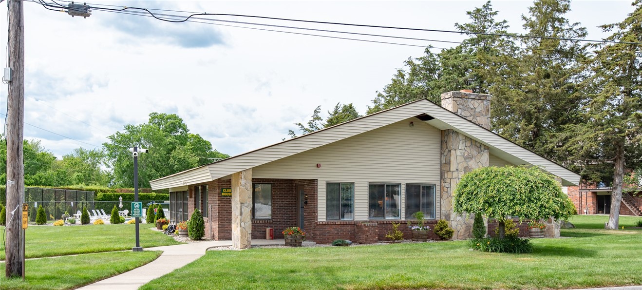 196 Old River Road 3B East