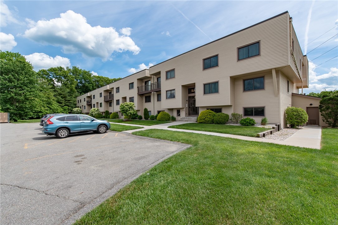 196 Old River Road 3B East