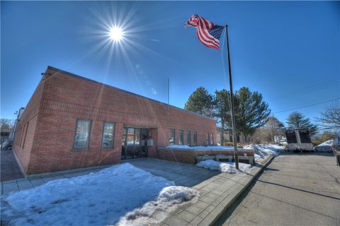 9 New England Way Lincoln RI 02865