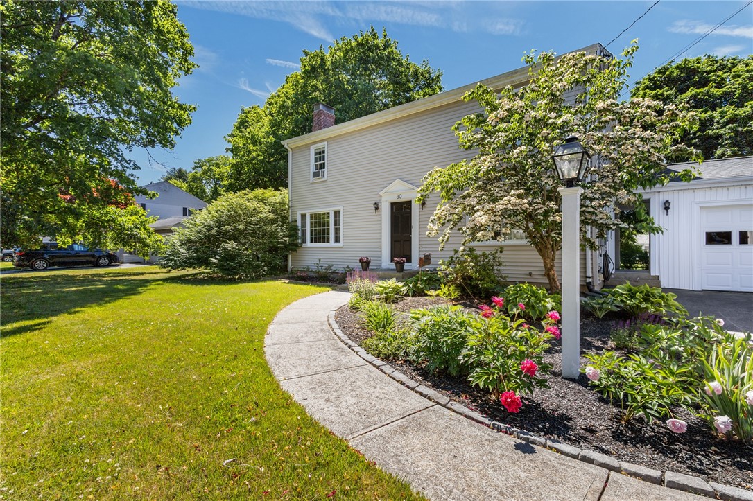 30 Thomas Leighton Boulevard