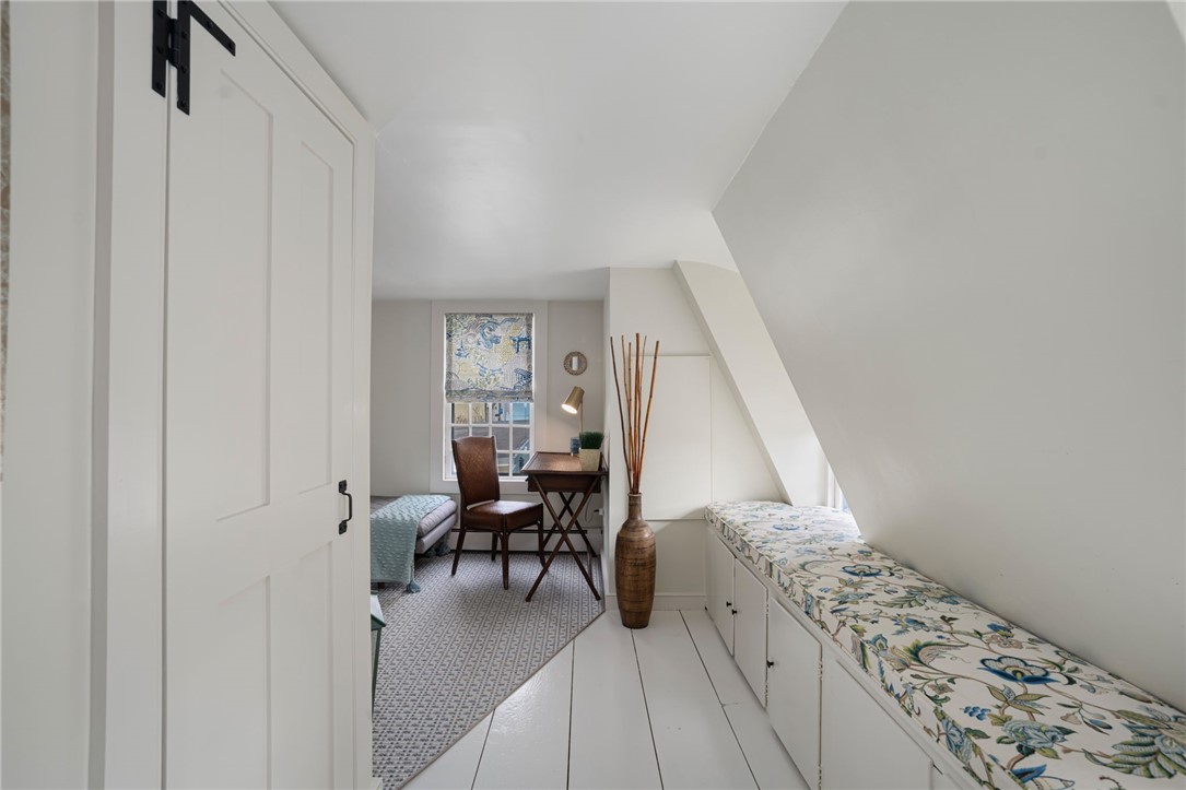 Newport, Rhode Island, 02840, United States, 3 Bedrooms Bedrooms, ,2 BathroomsBathrooms,Residential,Active,2041403