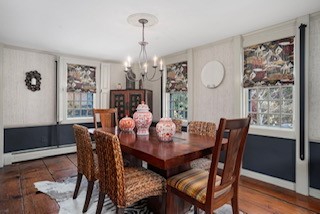 Newport, Rhode Island, 02840, United States, 3 Bedrooms Bedrooms, ,2 BathroomsBathrooms,Residential,Active,2041403