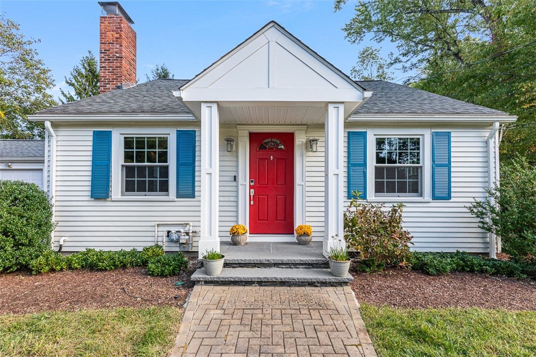 18 Massasoit Avenue