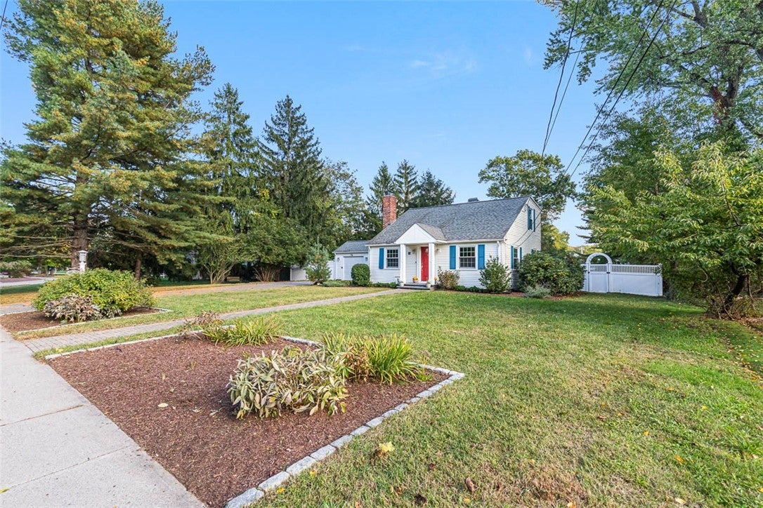 18 Massasoit Avenue
