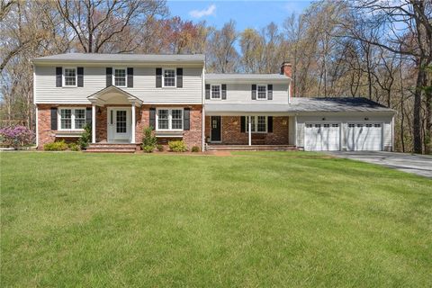 15 Arrowhead Trail East Greenwich RI 02818