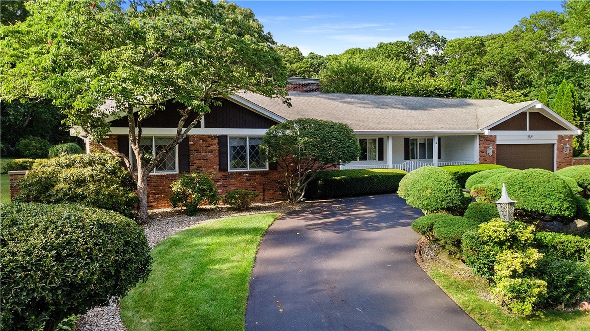 20 Oak Dell Circle