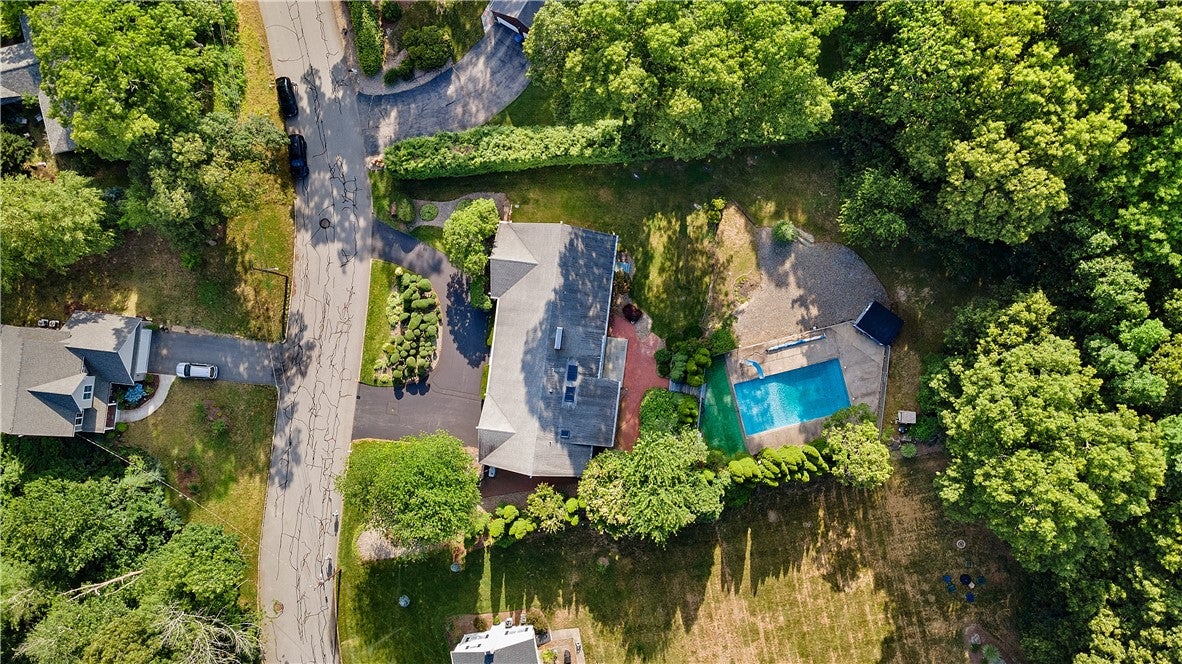 20 Oak Dell Circle