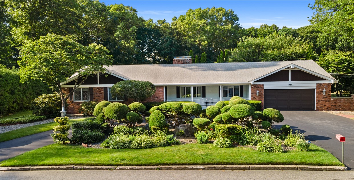 20 Oak Dell Circle
