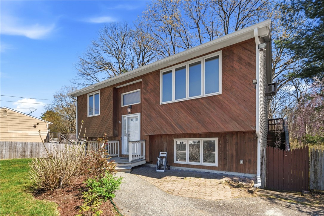 80 Oakside Street