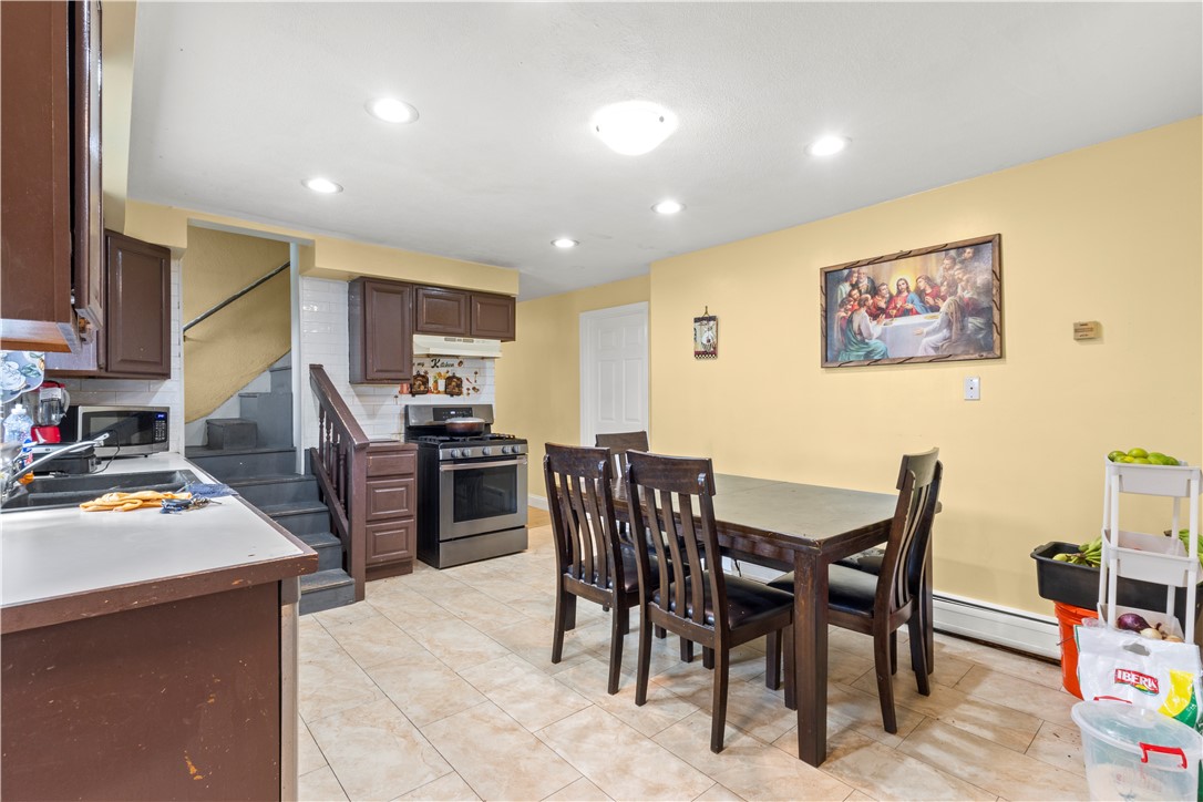 22 Whipple Avenue 24