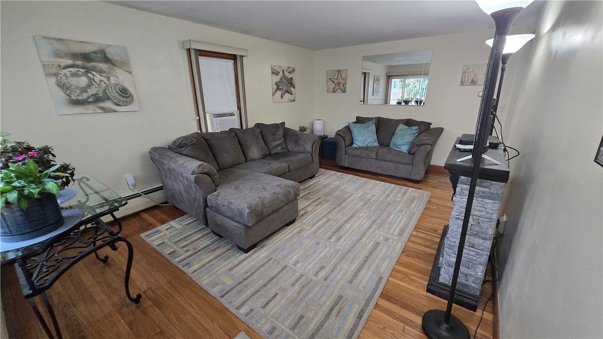 31 Funston Avenue