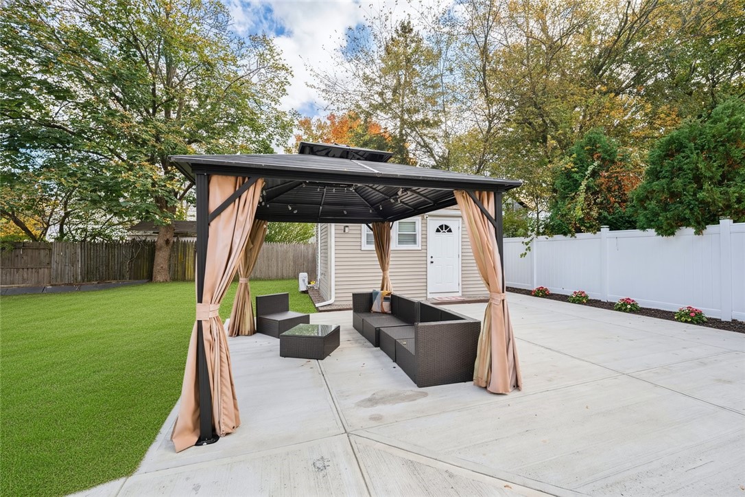 114 Jefferson Street