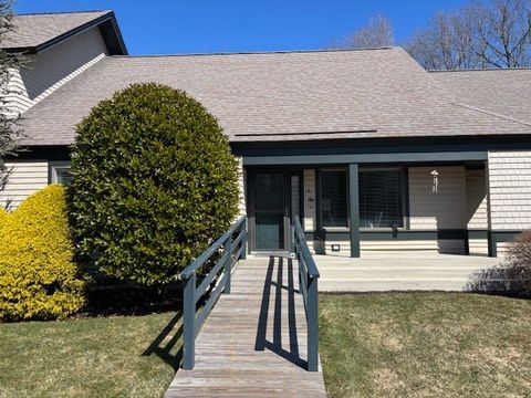 6 Brandywine Lane Narragansett RI 02882