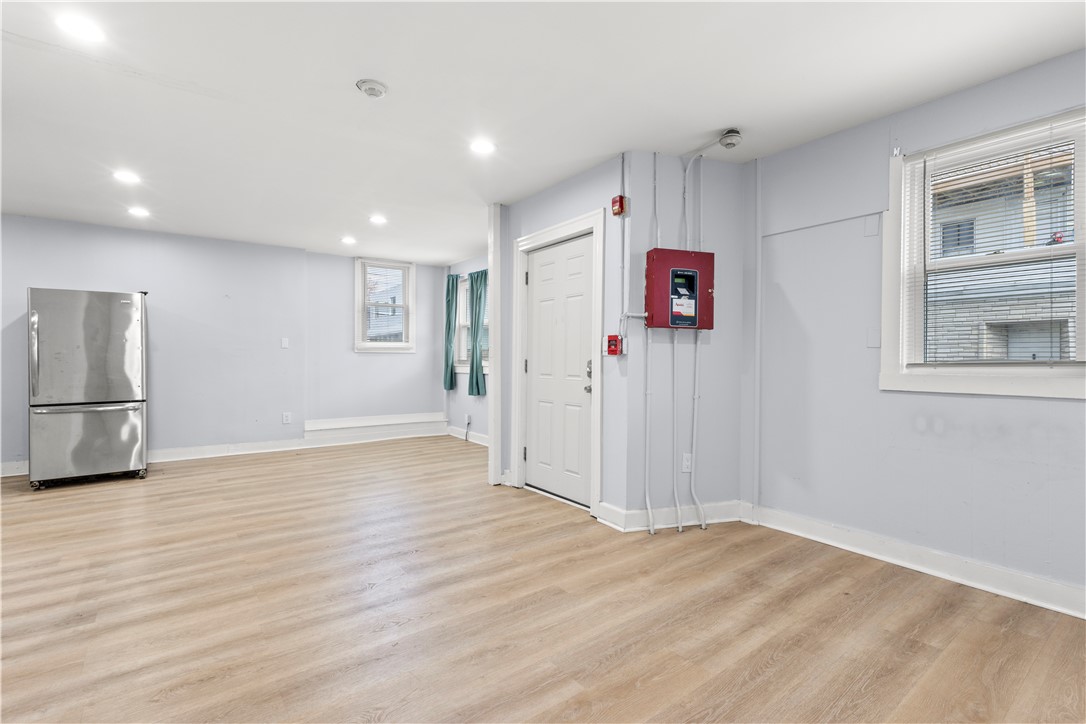 152 Washington Street