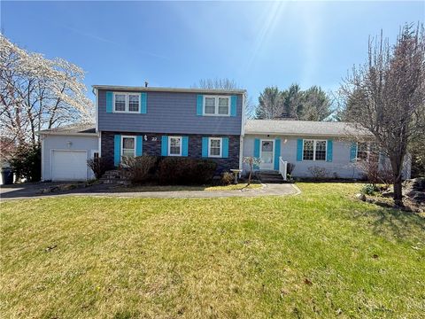 22 Chicory Lane Cranston RI 02920