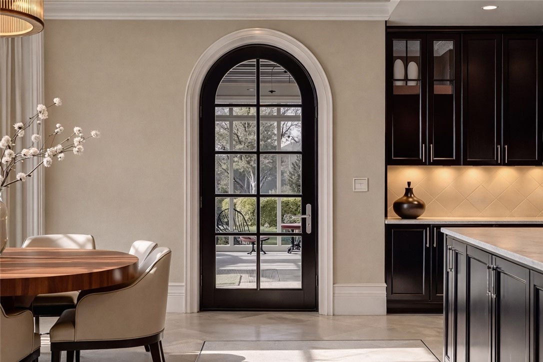 78 Narragansett Avenue