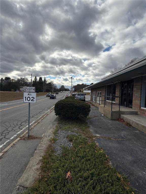 1435 Victory Highway