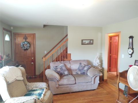 62 Chestnut Street Seekonk MA 02771
