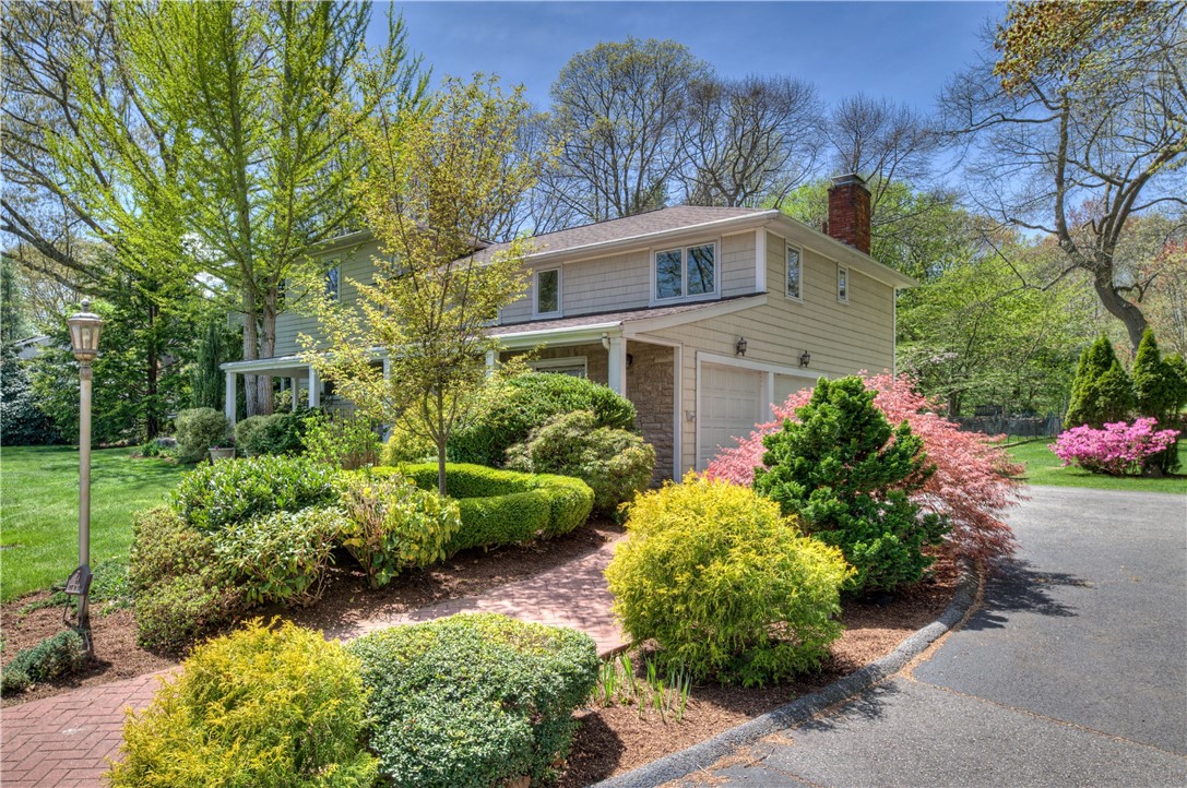 23 Pine Top Road