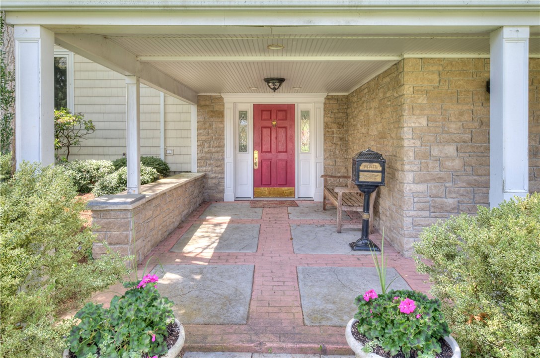 23 Pine Top Road