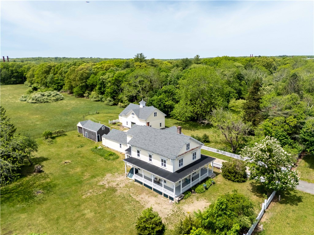 299 Davisville Road