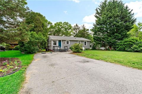 76 South River Drive Narragansett RI 02882