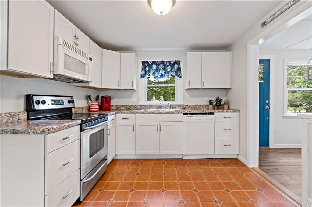 76 South River Drive