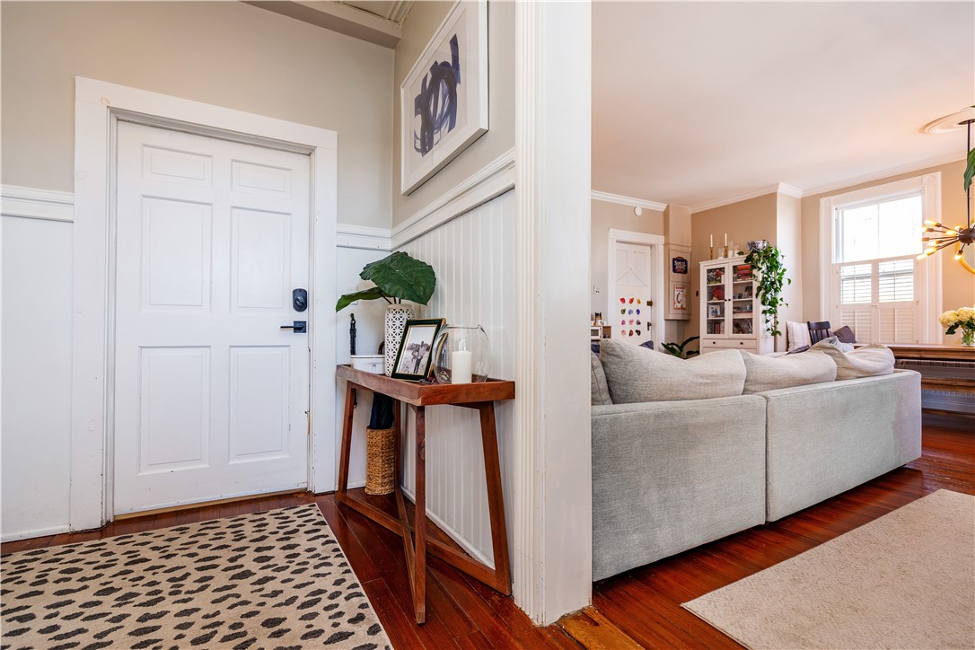 East Greenwich, Rhode Island 02818, United States, 2 Bedrooms Bedrooms, ,1 BathroomBathrooms,Residential,Pending,115553