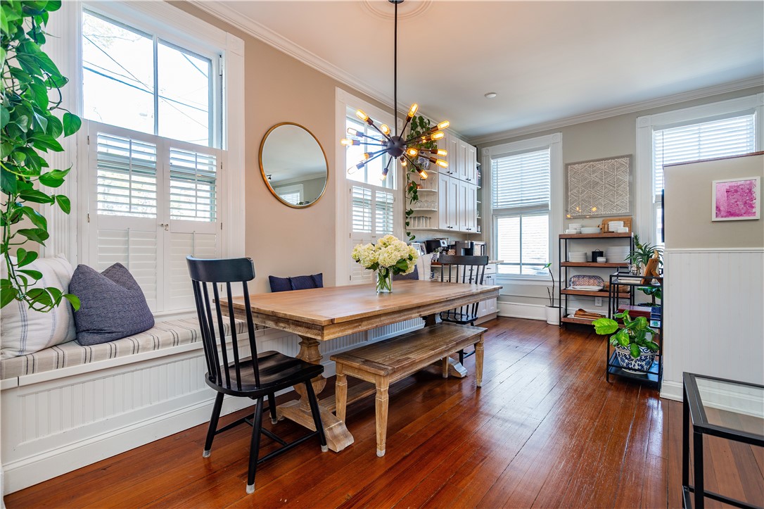 East Greenwich, Rhode Island 02818, United States, 2 Bedrooms Bedrooms, ,1 BathroomBathrooms,Residential,Pending,115553