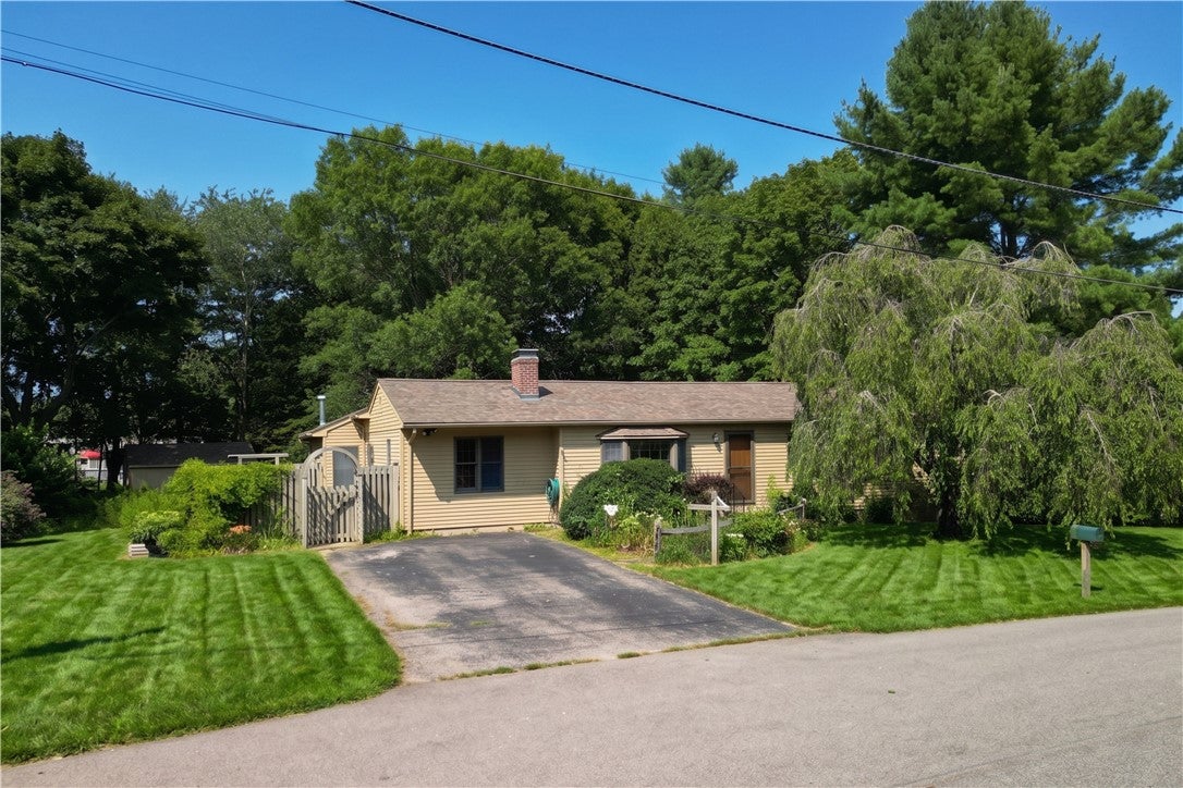 17 Crest Drive