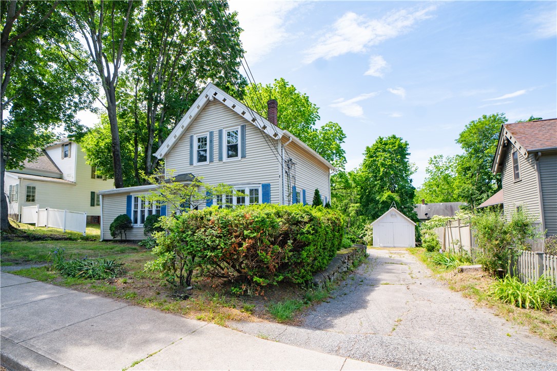 978 Kingstown Road