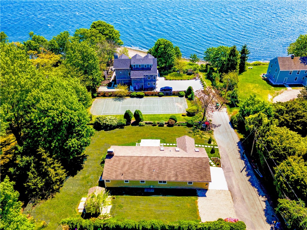 18 Sunset Lane