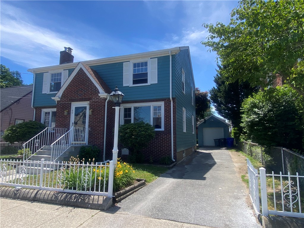 40 AMHERT Avenue