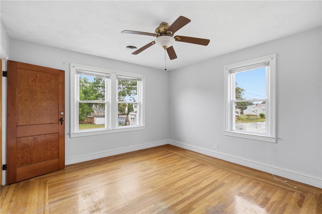 18 Jackson Avenue 20