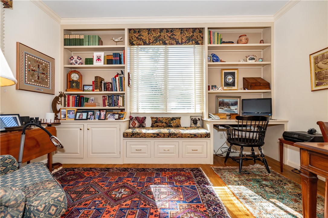 East Greenwich, Rhode Island 02818, United States, 2 Bedrooms Bedrooms, ,2 BathroomsBathrooms,Residential,Pending,2932