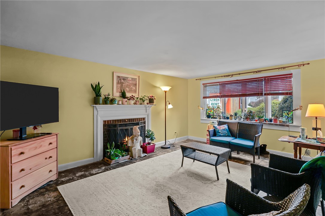 44 capron Drive