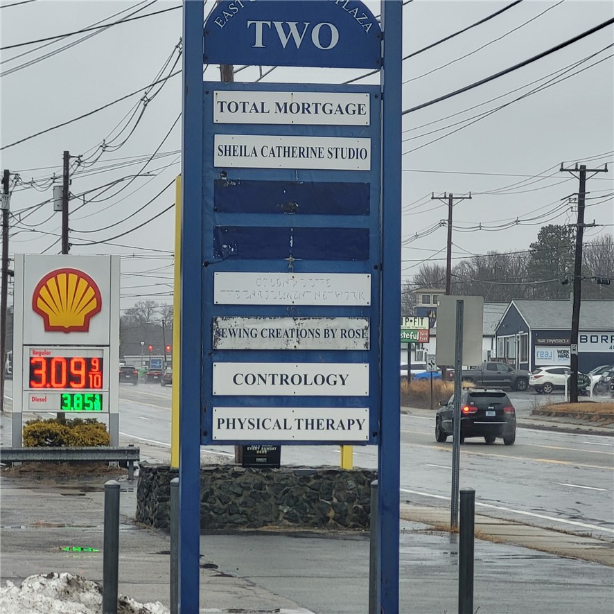 5835 Post Road 112