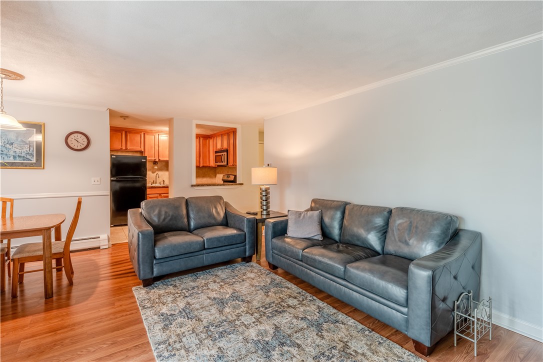 7 Wake Robin Road 407