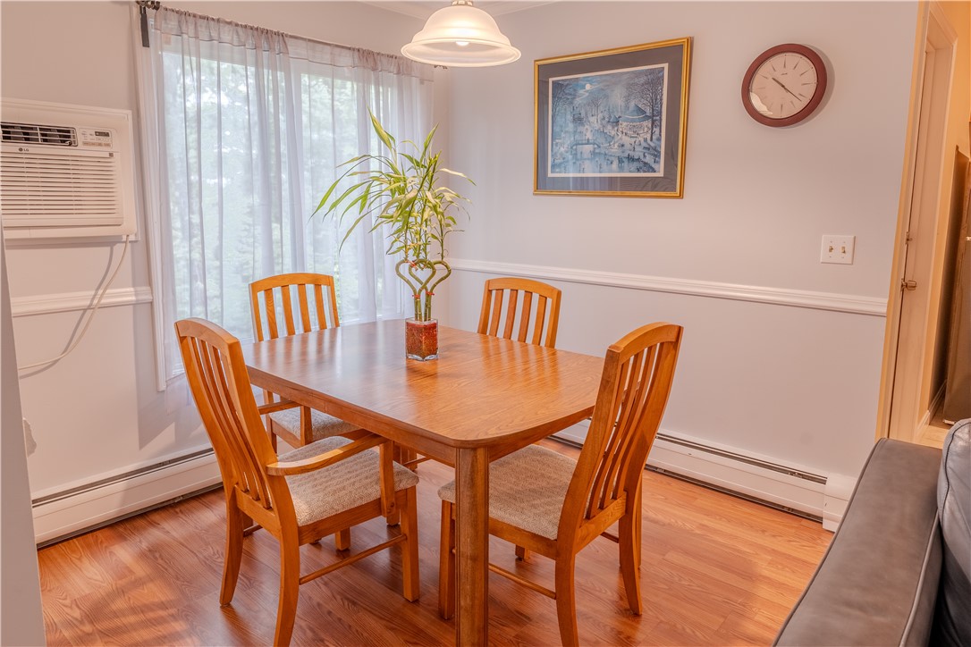 7 Wake Robin Road 407
